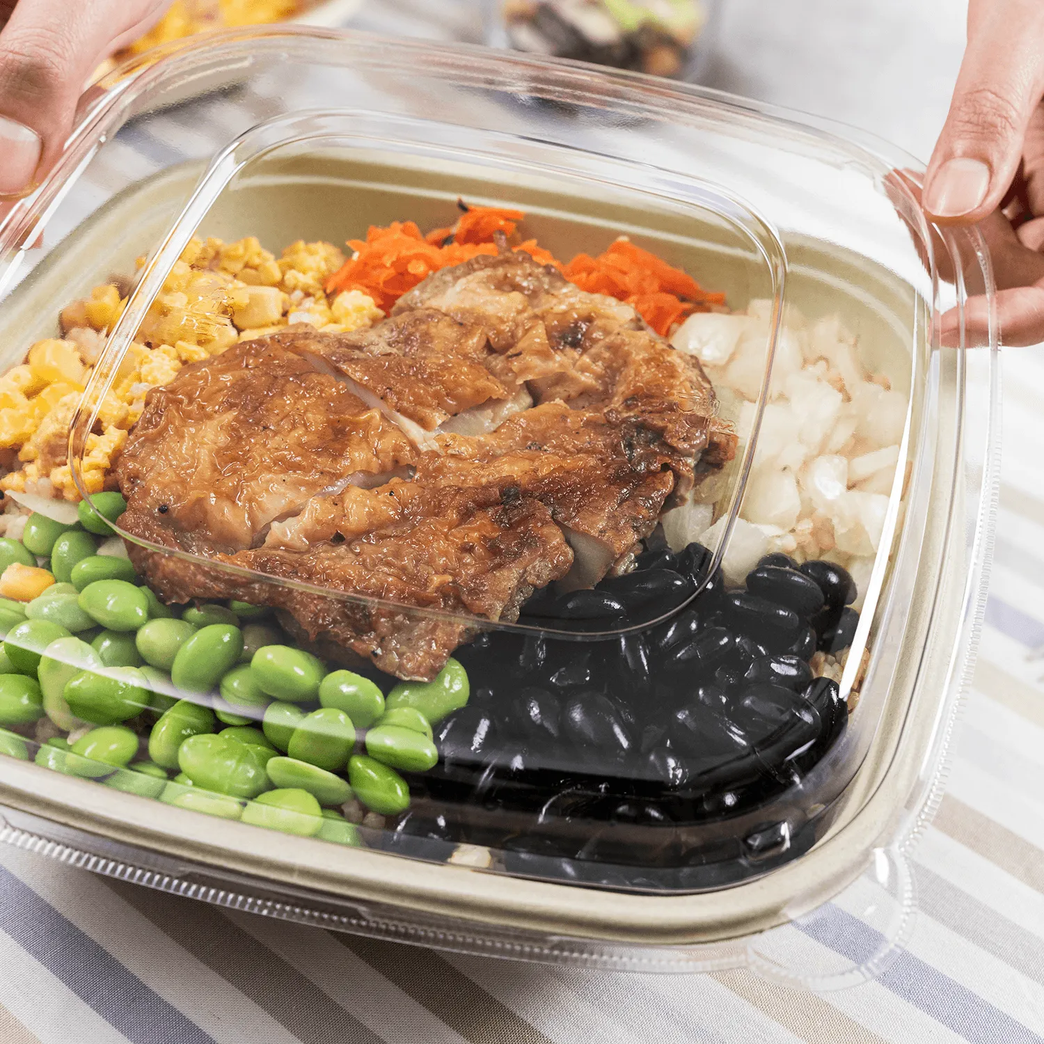 [300 ct] 24-48 oz Square Disposable Bowl Lids | PET | Clear