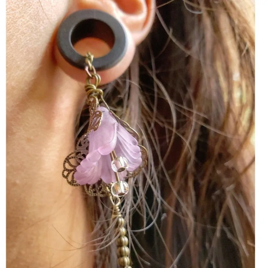 Magnetic Tunnels Ft. Spring Lily Dangles- Five Colors